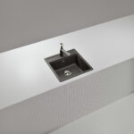 MONN100SASIL_554120SIL_K5_DS_0001